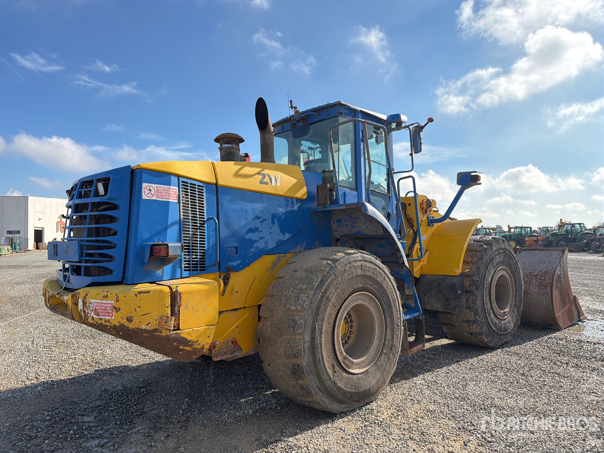 2014 Hitachi ZW310