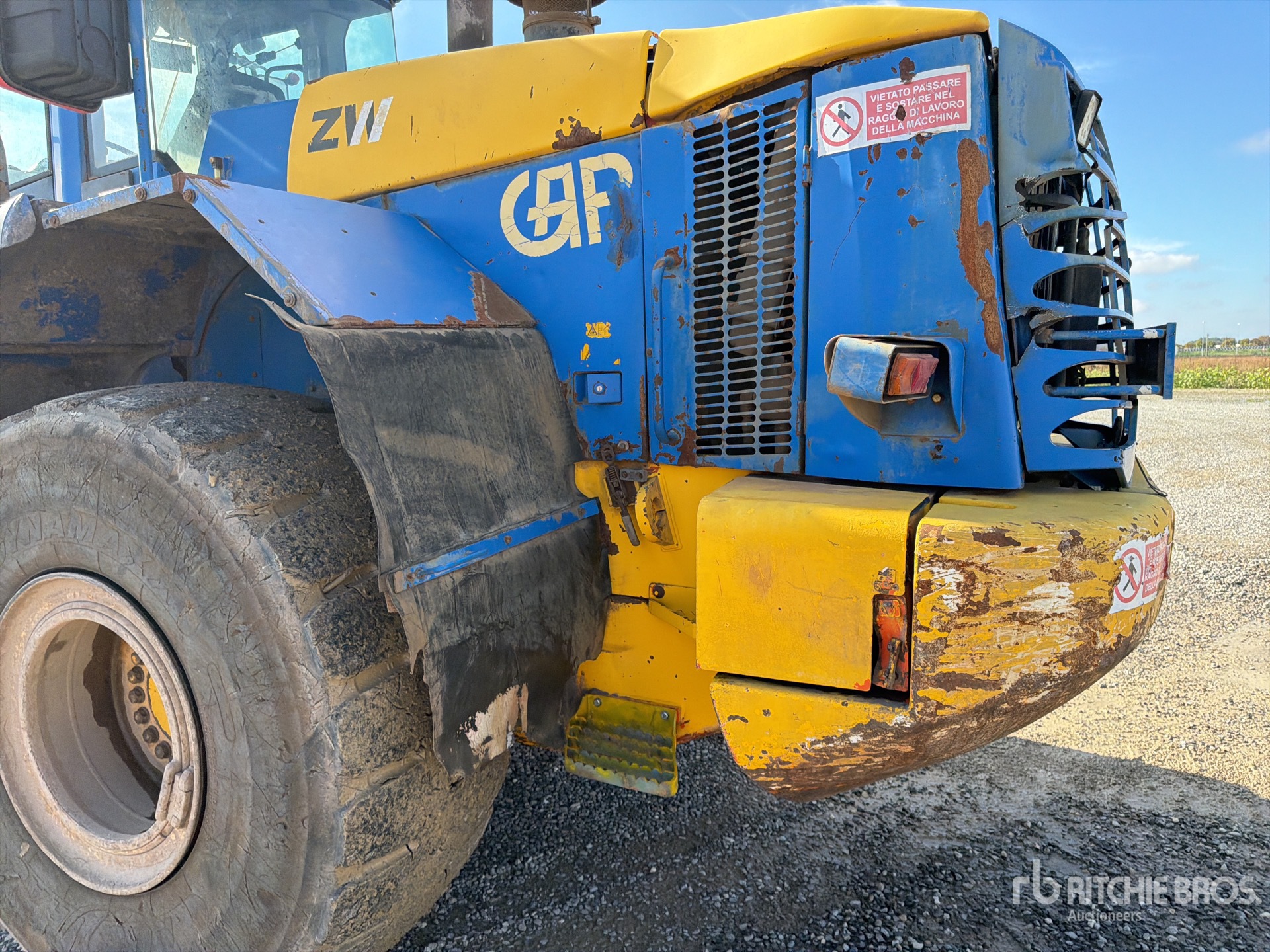 2014 Hitachi ZW310