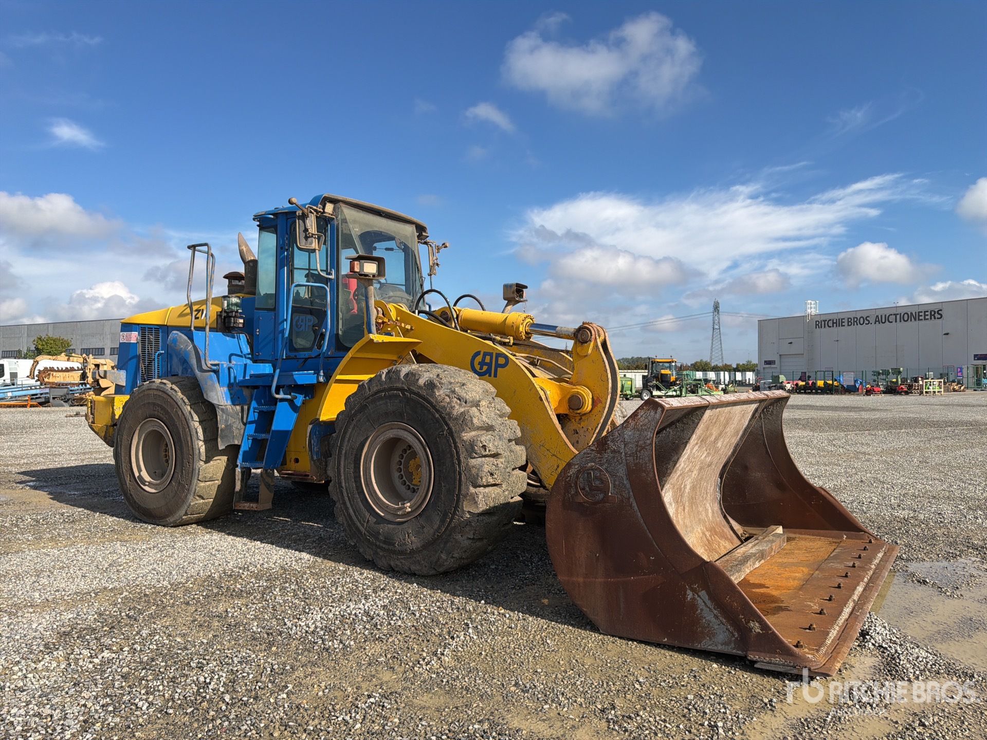 2014 Hitachi ZW310