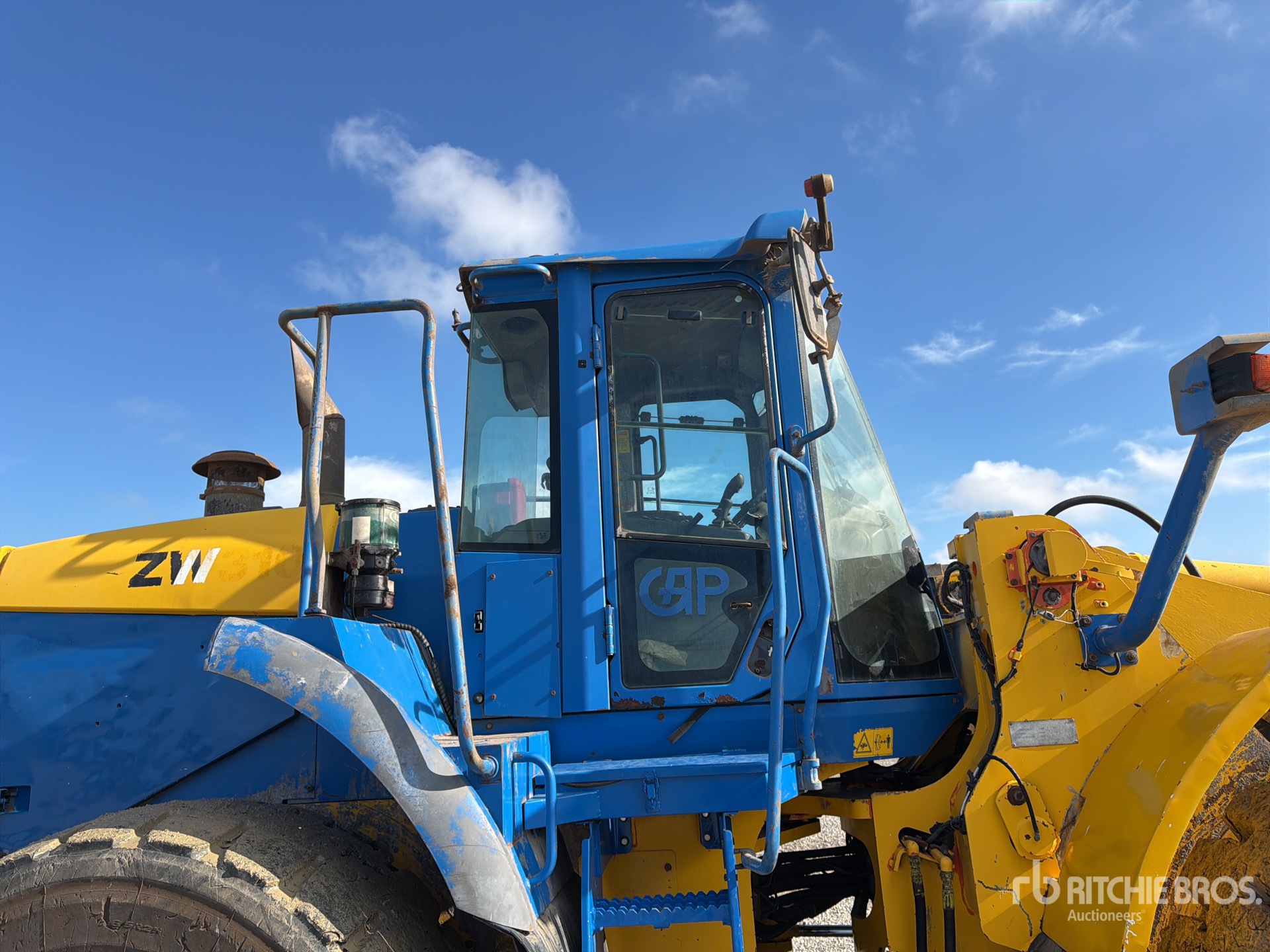 2014 Hitachi ZW310