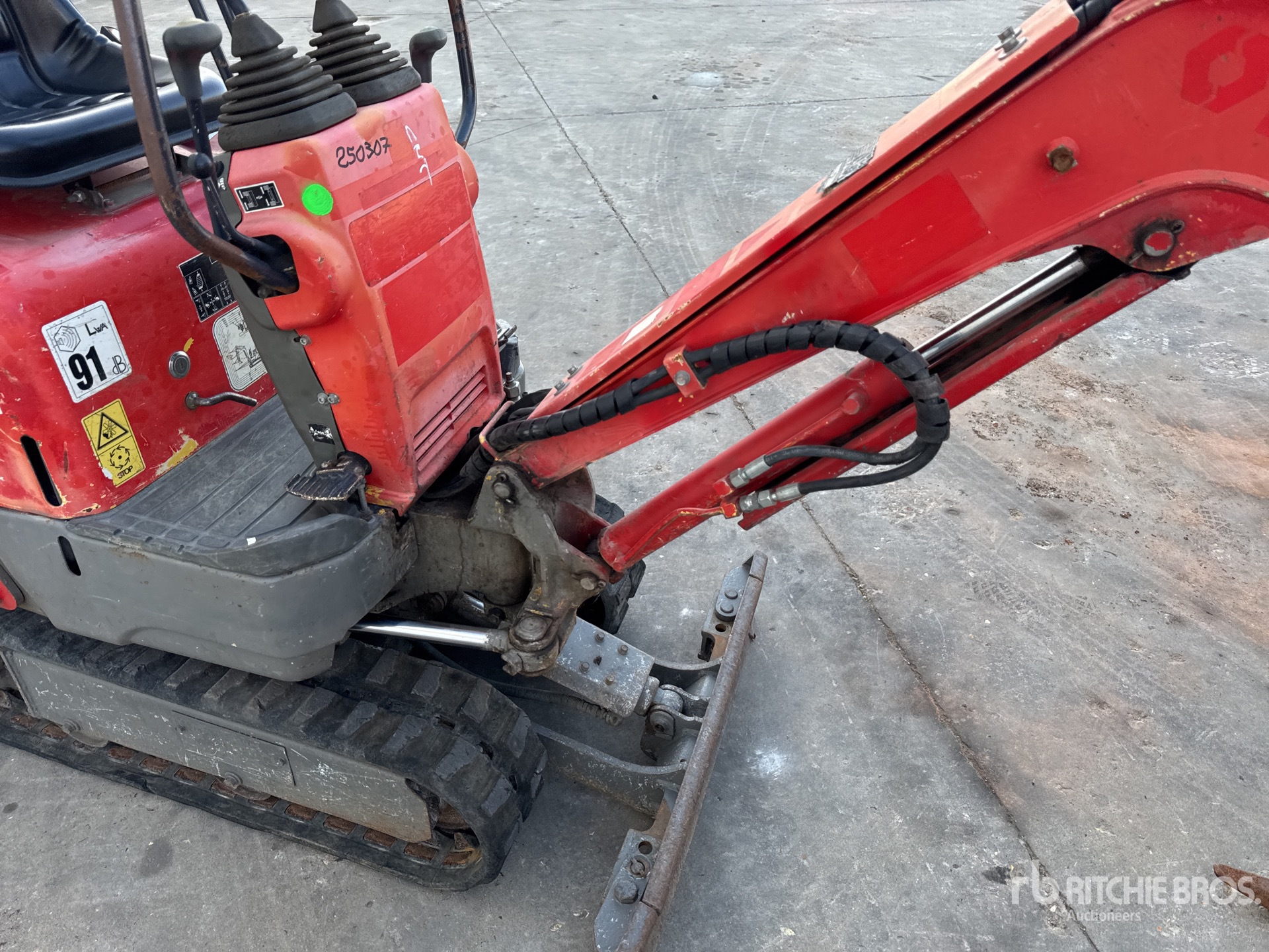 2016 Yanmar SV08-1AS