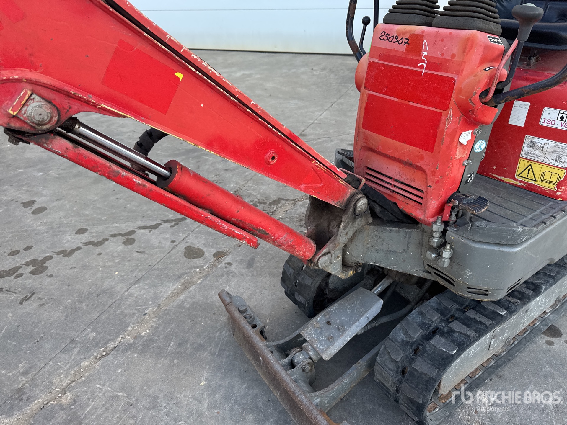 2016 Yanmar SV08-1AS