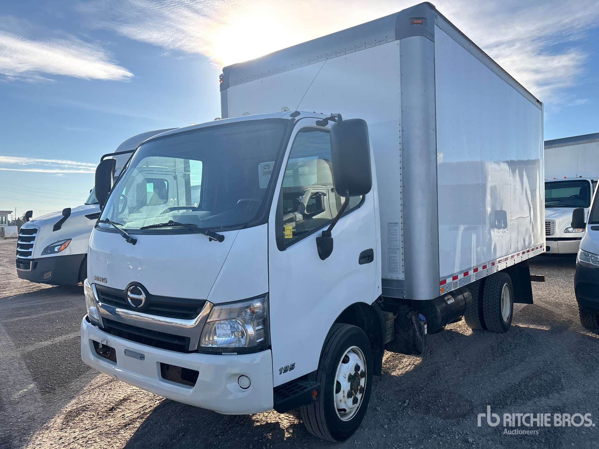 2020 Hino 195