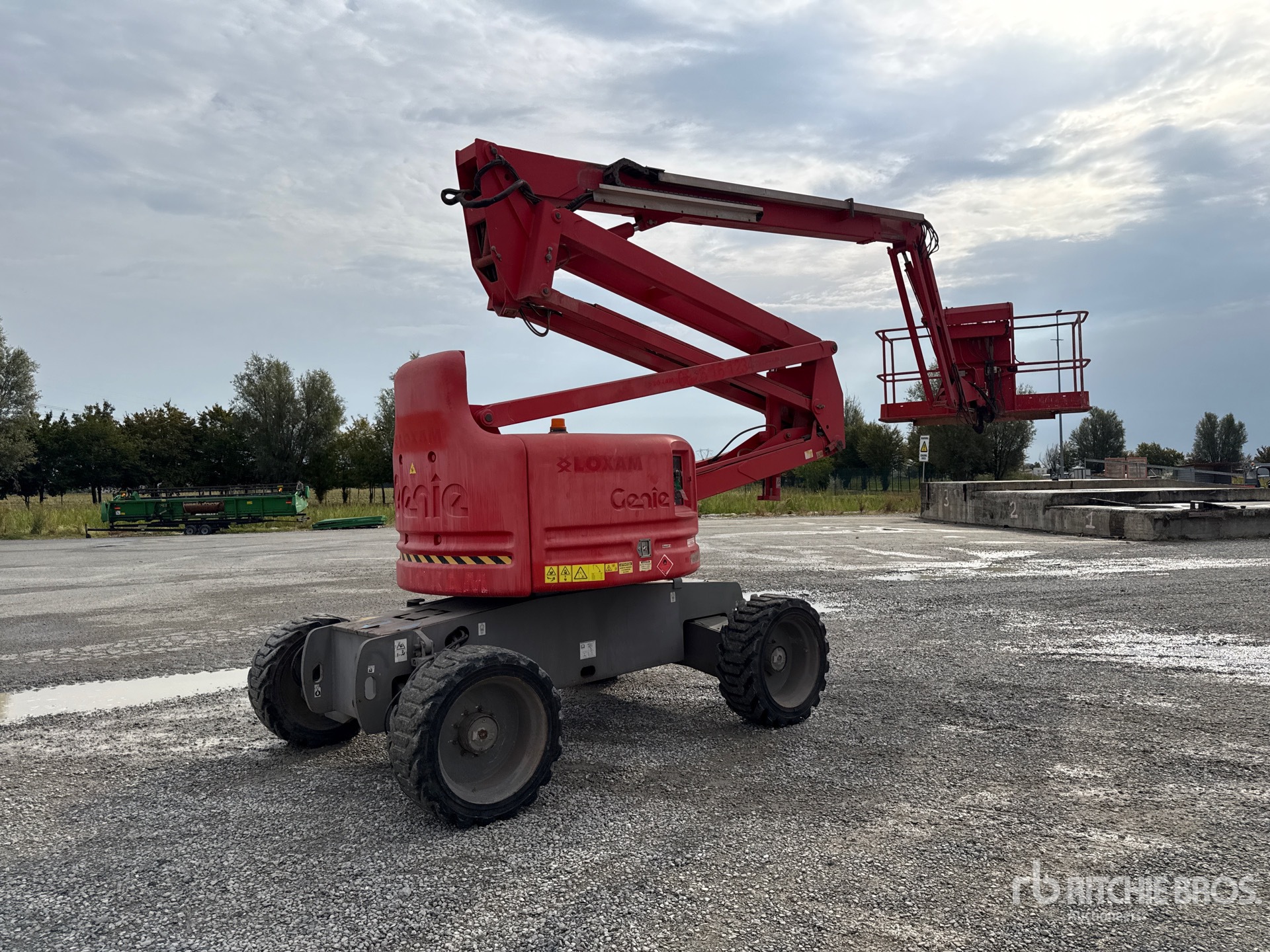 2012 Genie Z-60