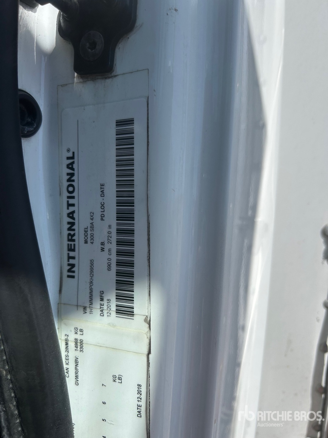 2019 International DURASTAR 4300