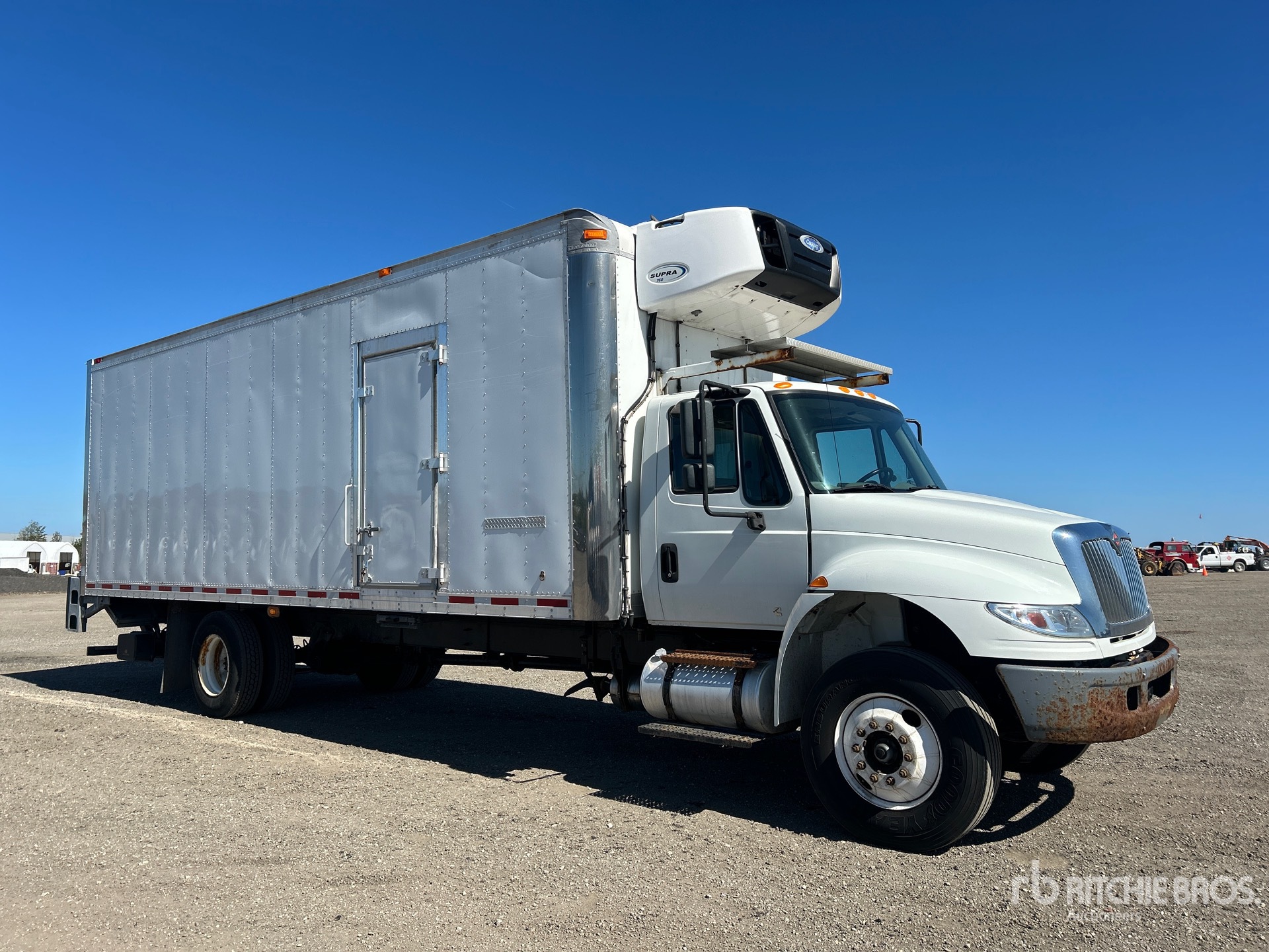 2019 International DURASTAR 4300