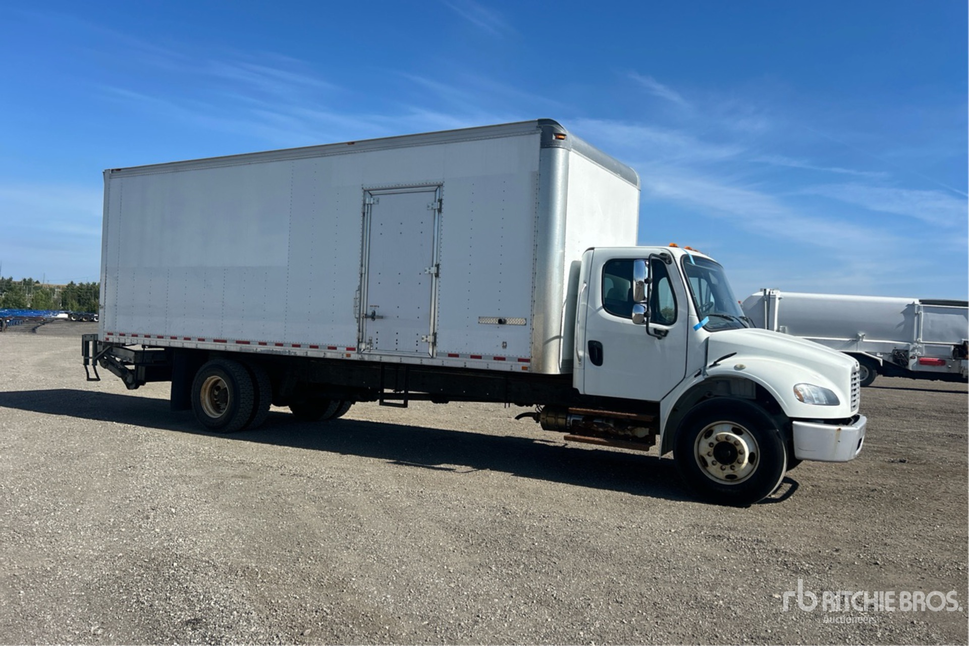 2018 Freightliner M2 106