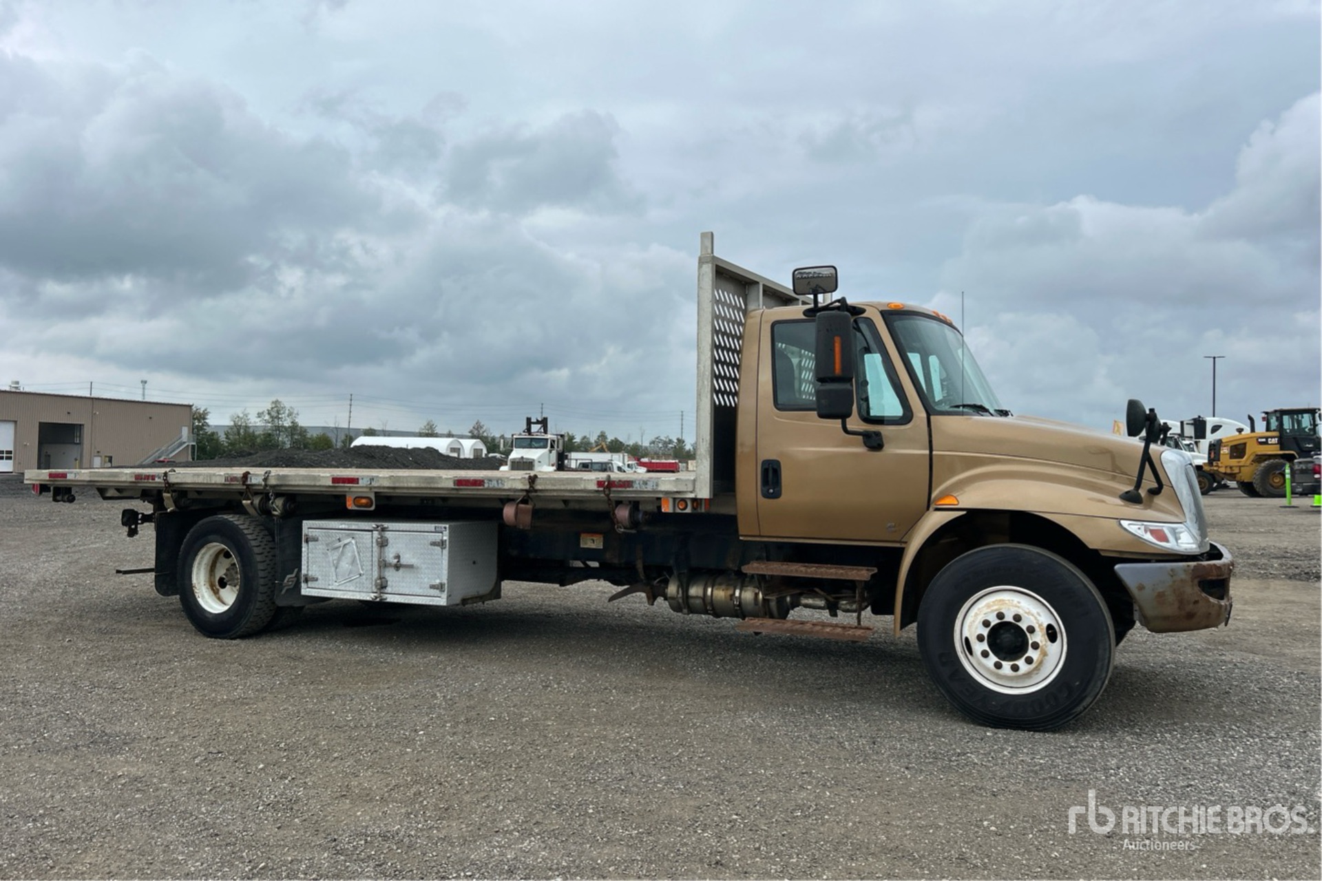 2019 International DURASTAR 4300