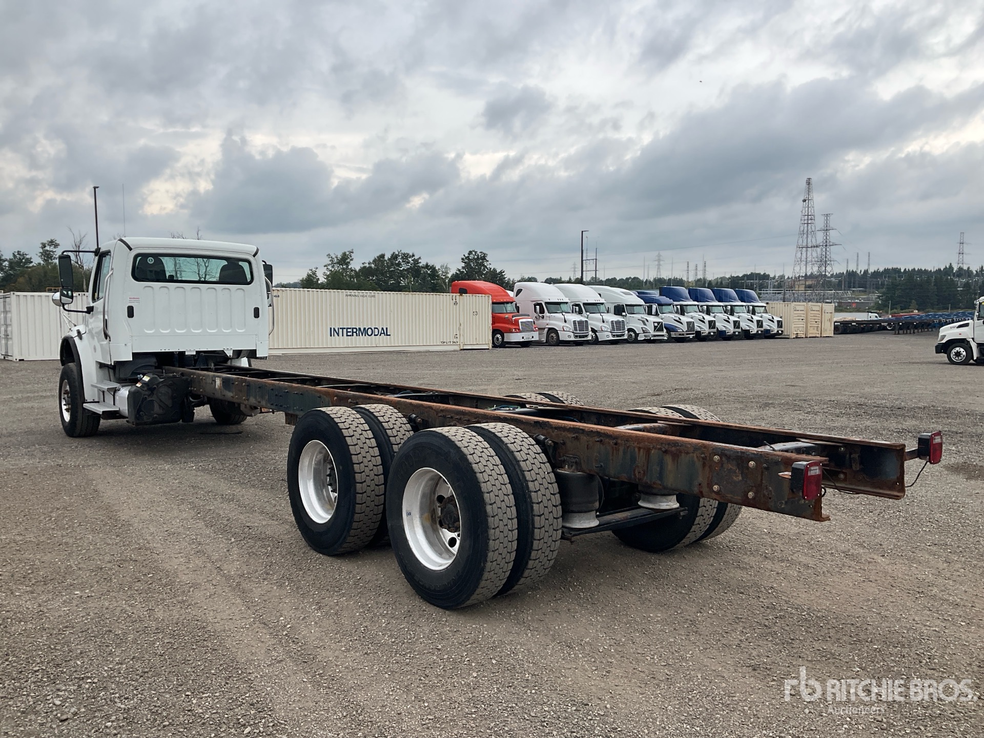 2018 Freightliner M2 106