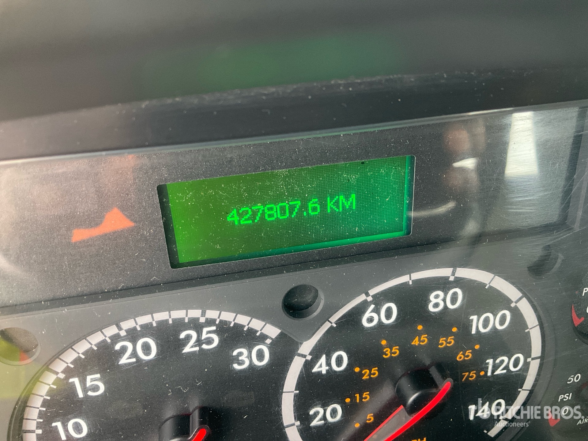 2018 Freightliner M2 106