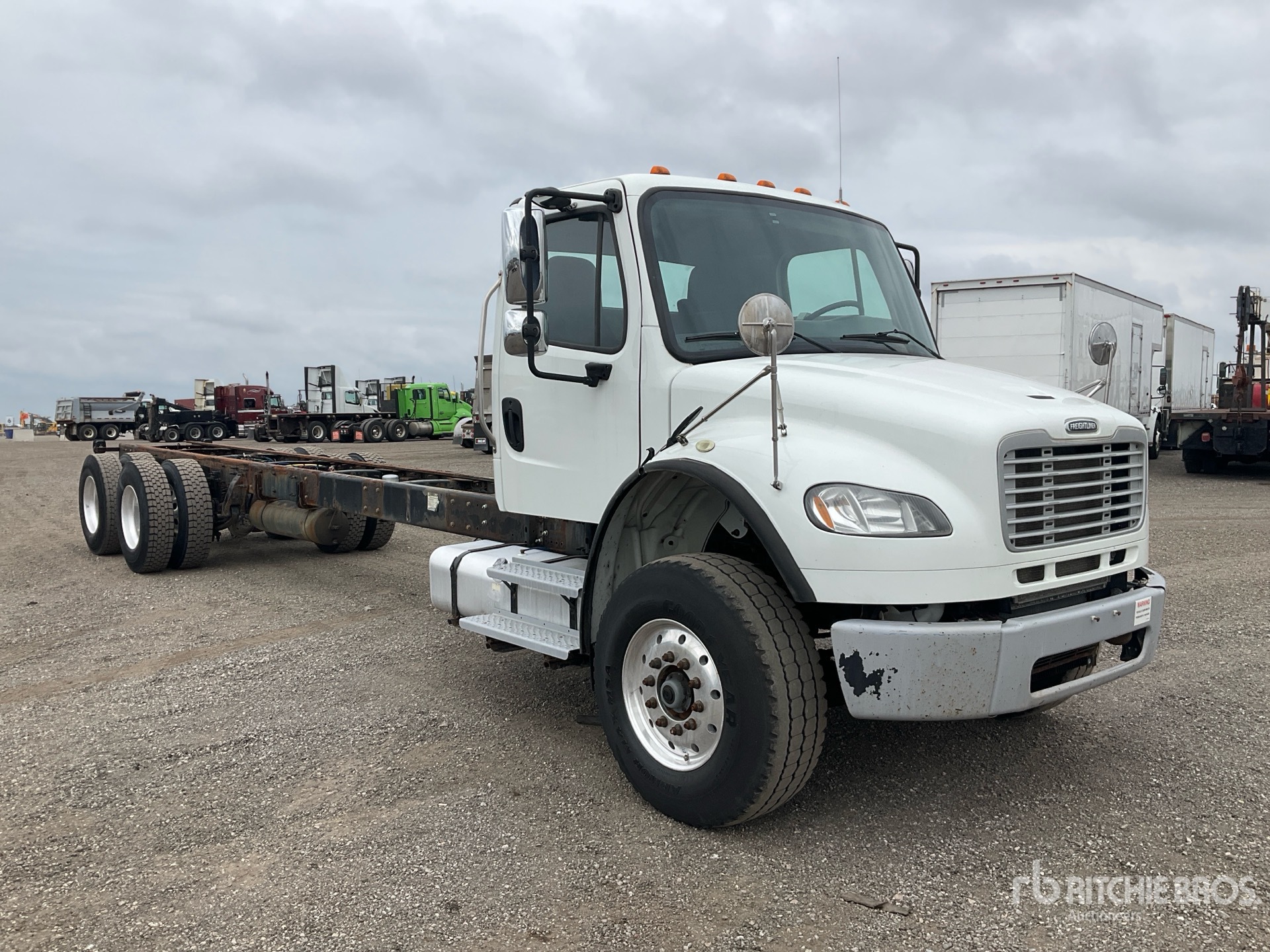 2018 Freightliner M2 106