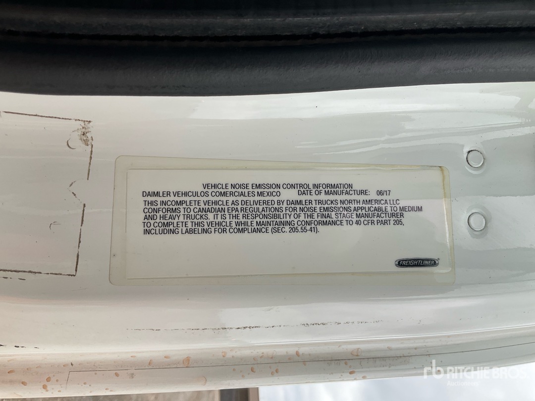 2018 Freightliner M2 106