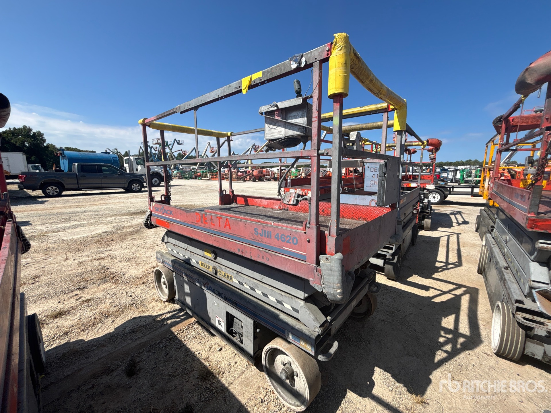 2005 Skyjack SJ4620