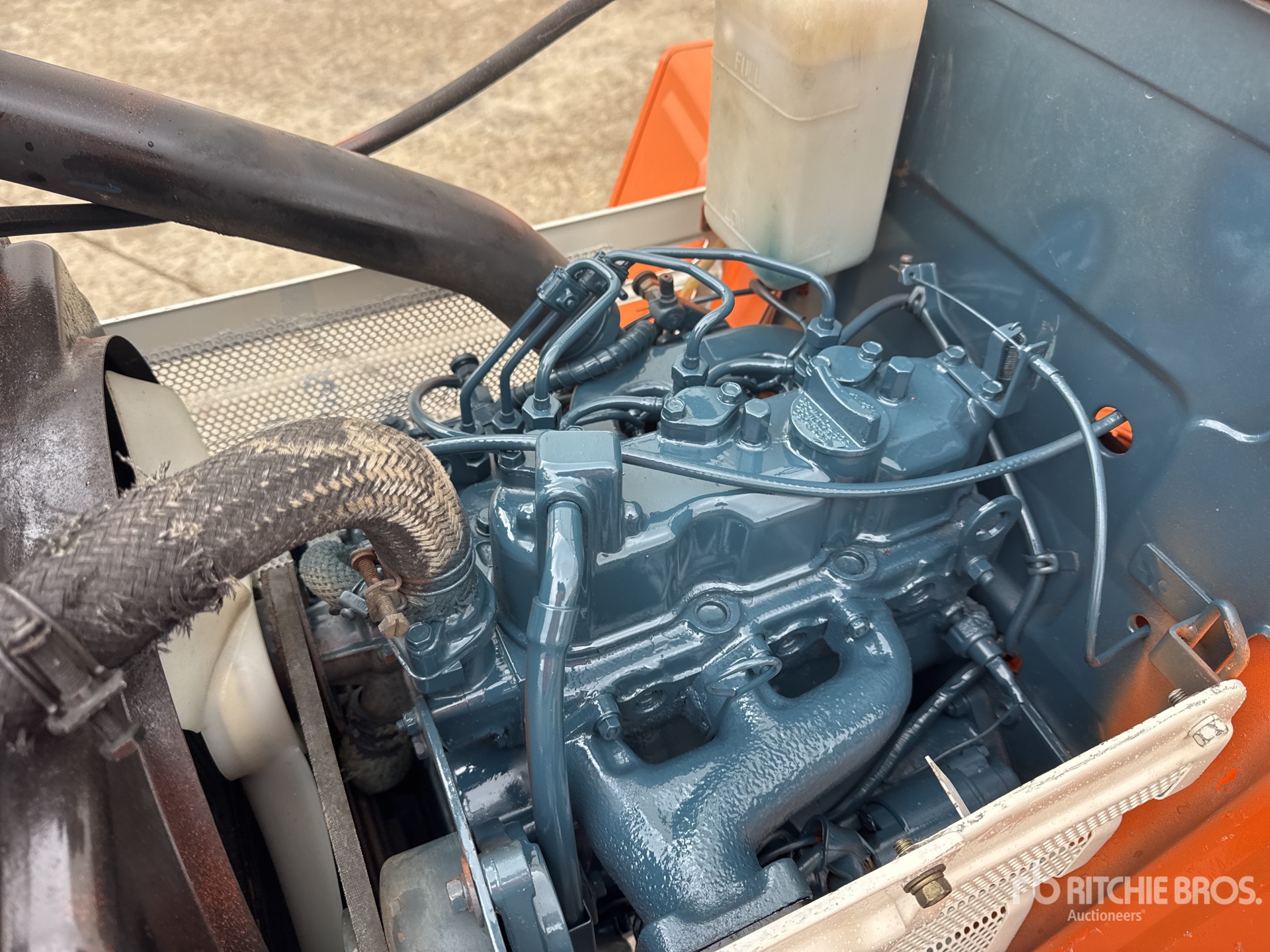 Kubota B1702