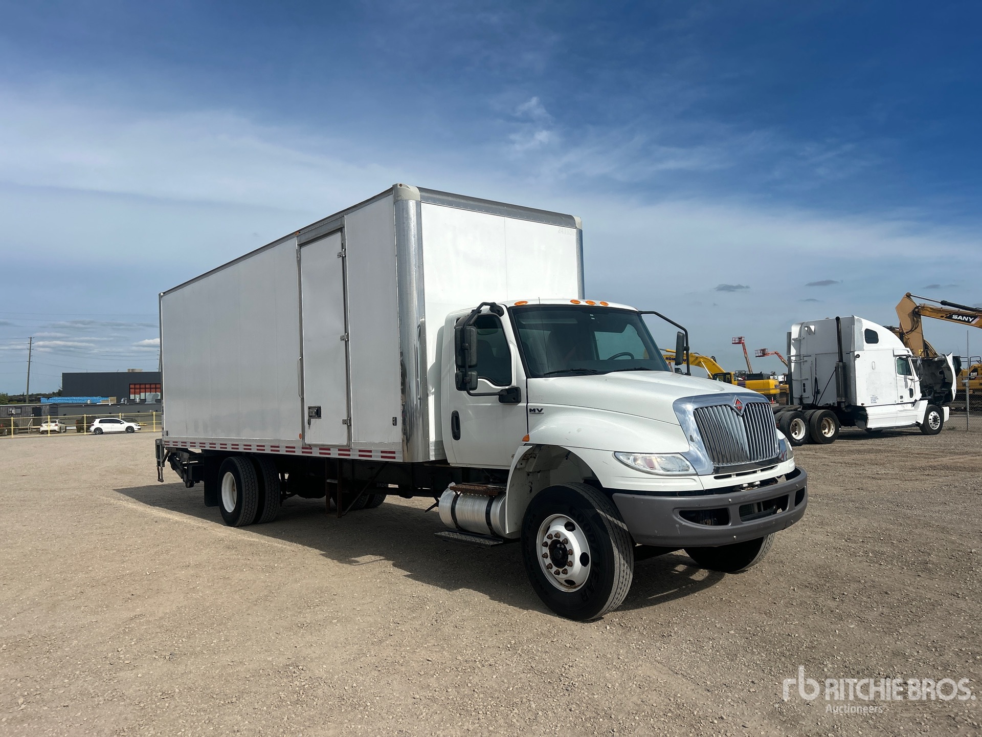 2020 International MV607