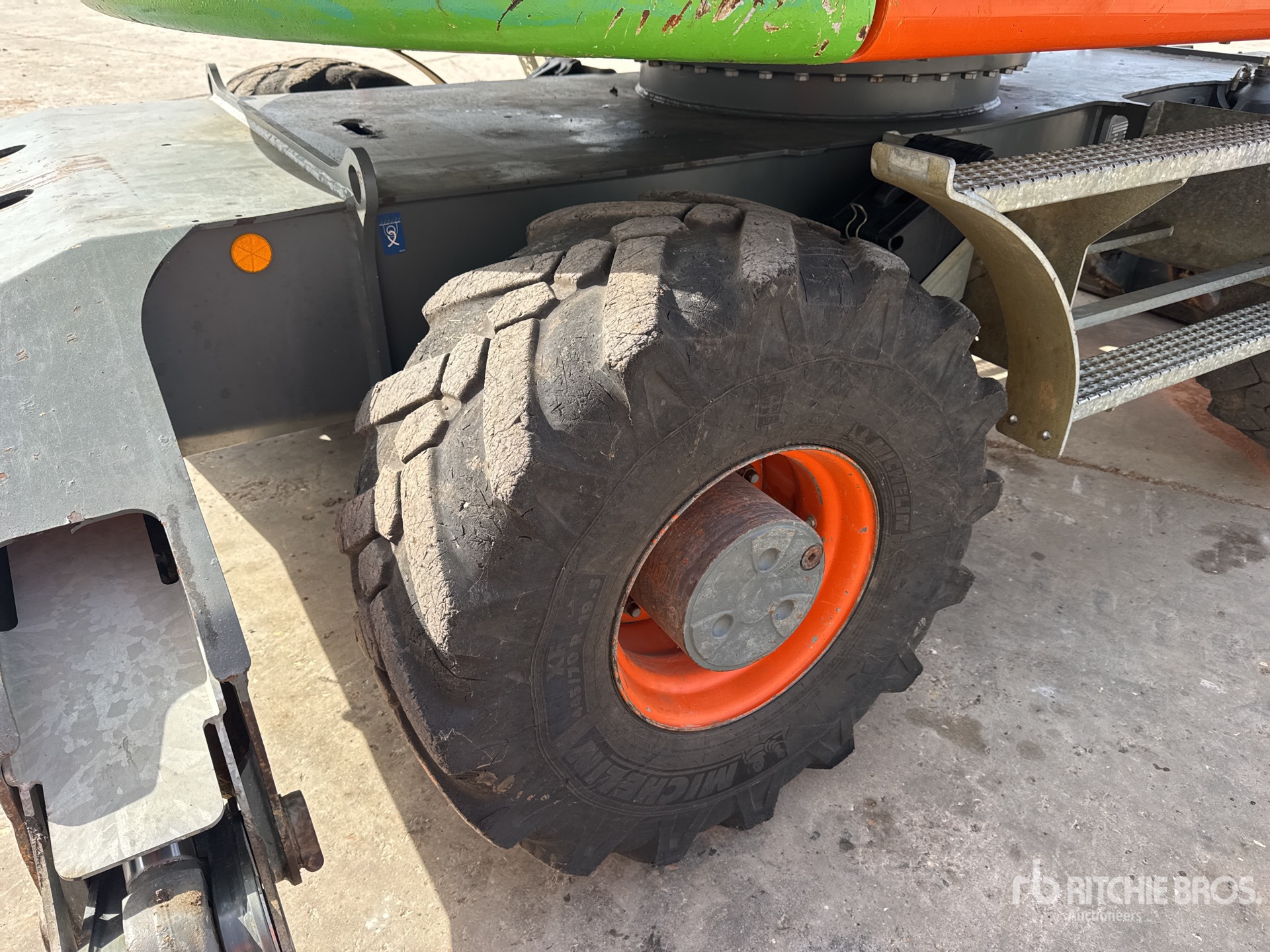 2021 Liebherr A914 COMPACT LI