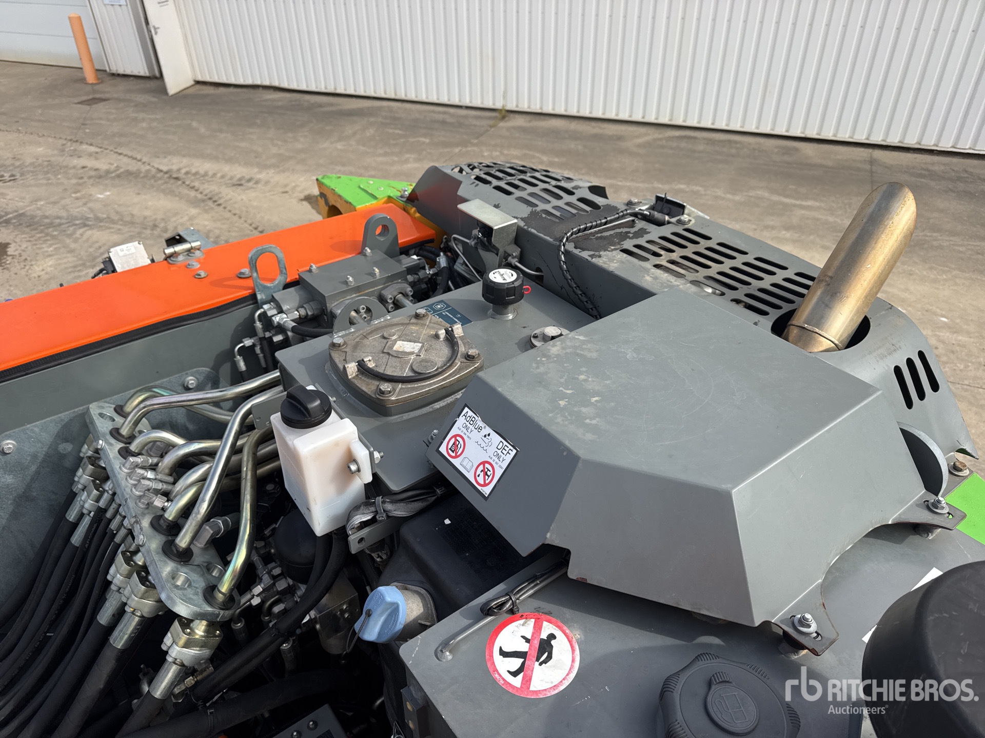 2021 Liebherr A914 COMPACT LI