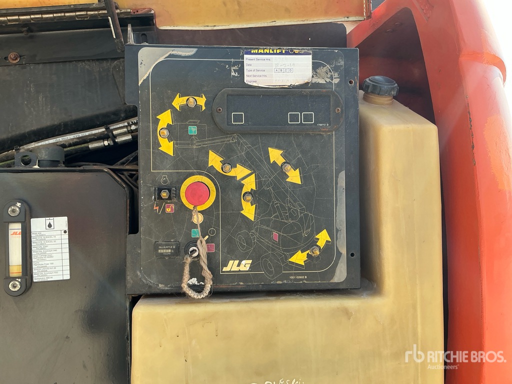 Basic Lower Control Station with