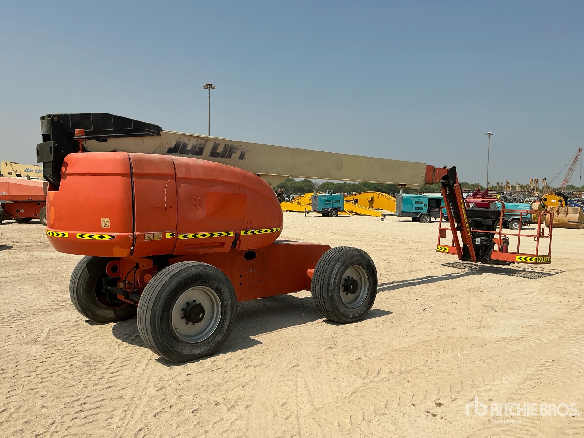 2015 JLG 600SJ
