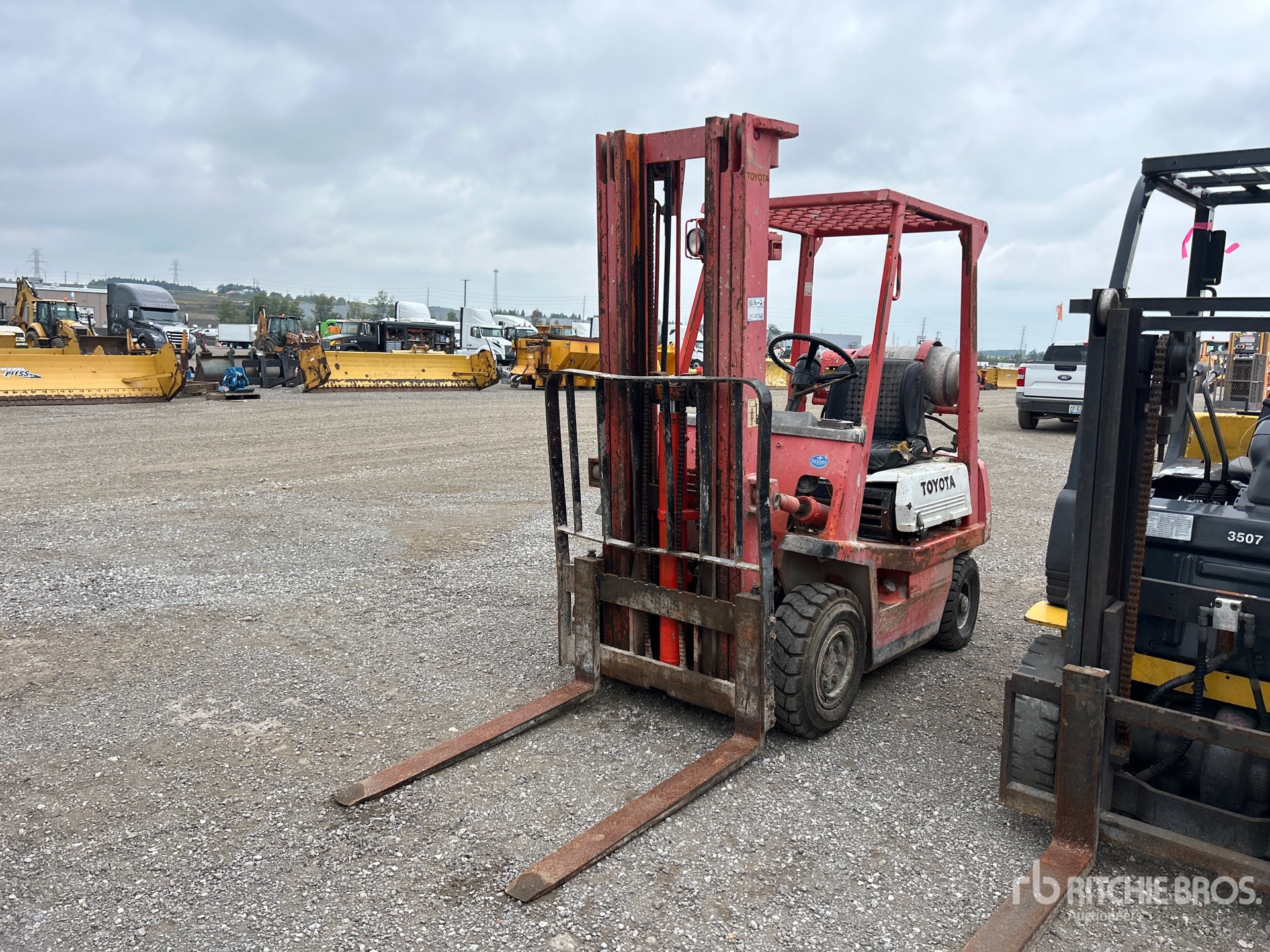 Photo of Toyota 42-4FG15