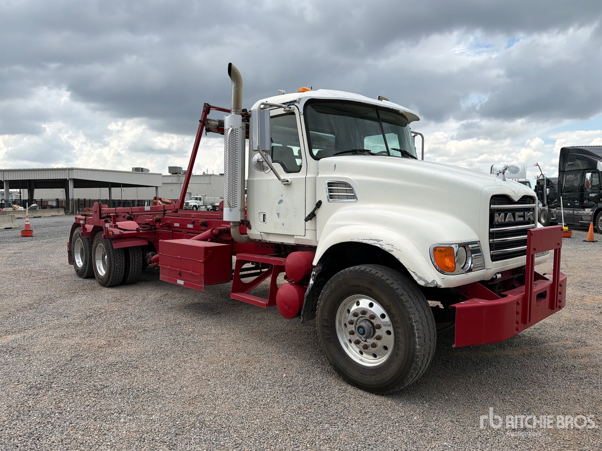 2007 Mack GRANITE CV713