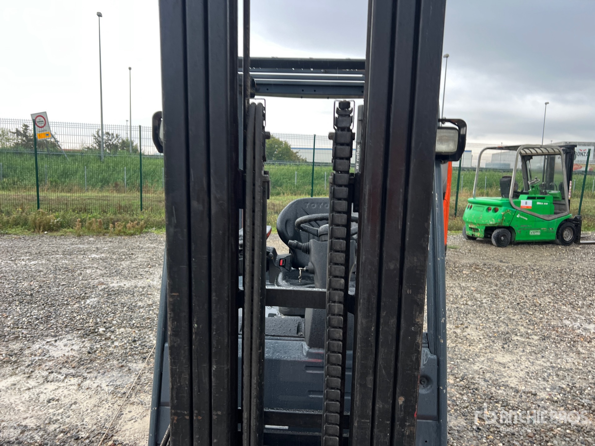 2013 Toyota 1800 KG