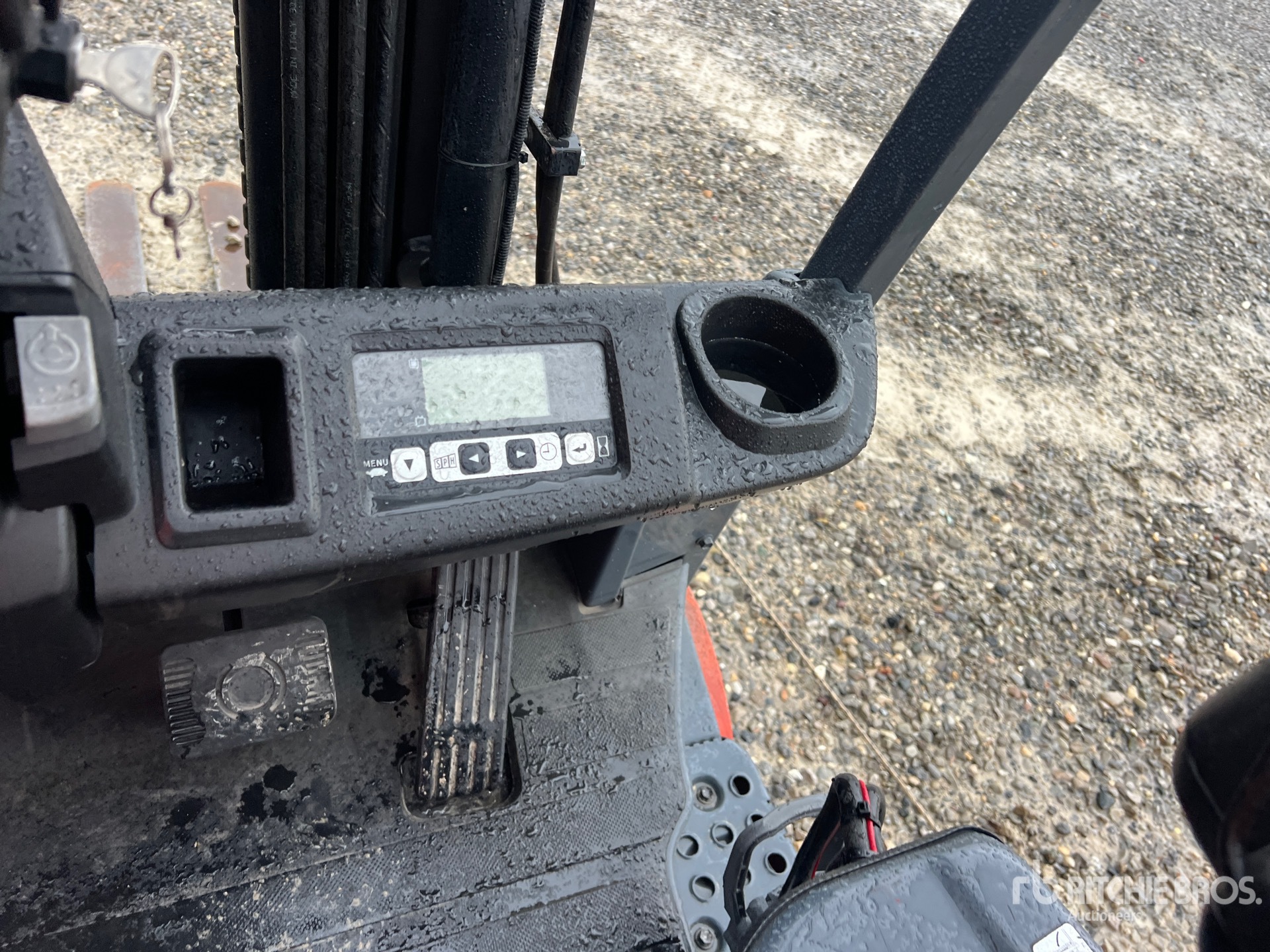 2013 Toyota 1800 KG