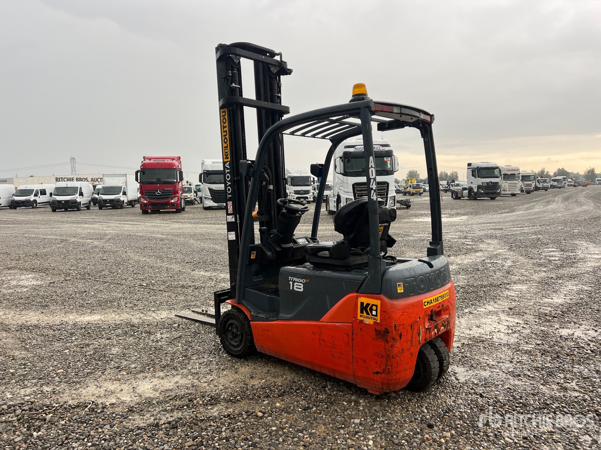 2013 Toyota 1800 KG