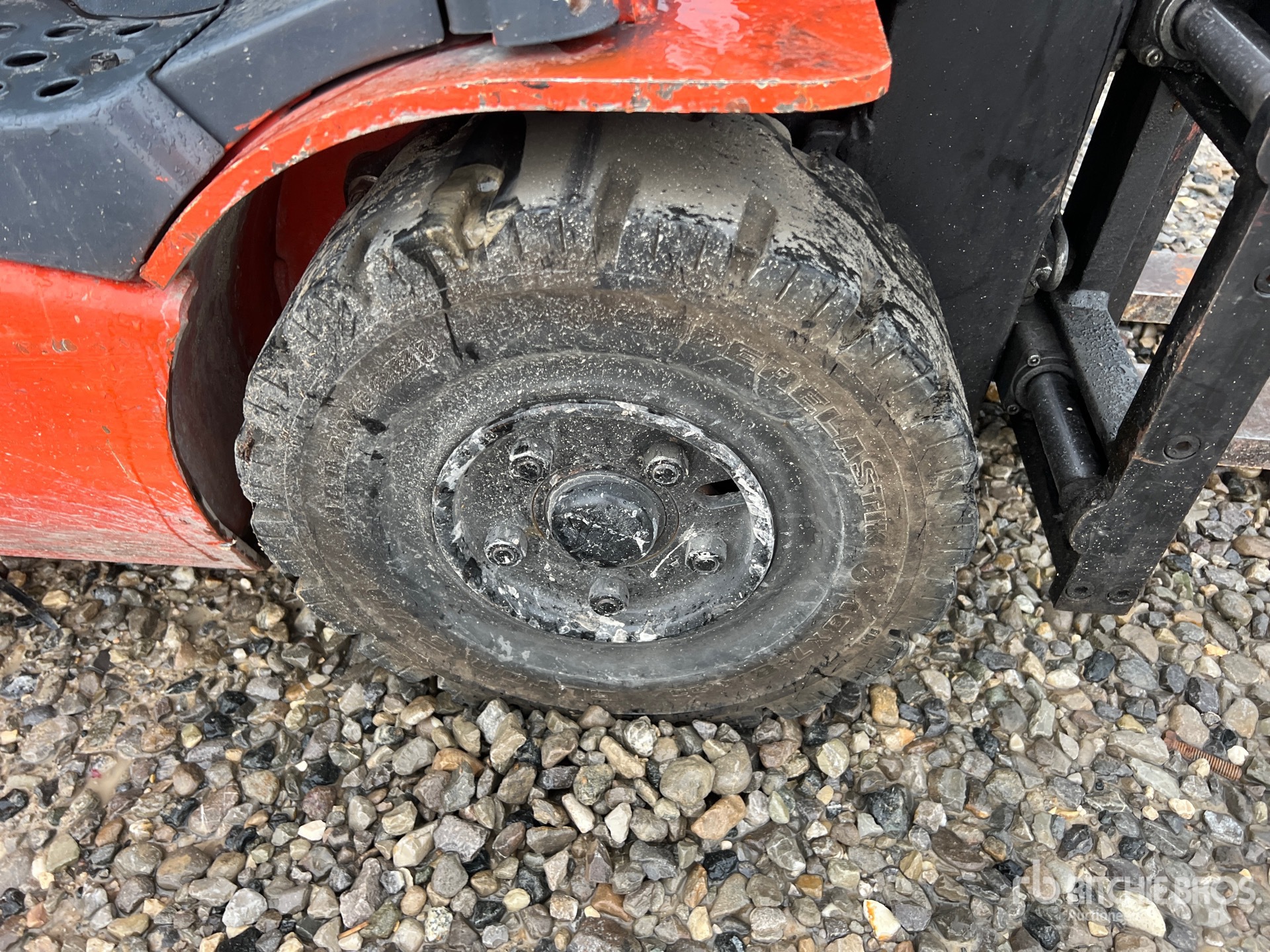 2013 Toyota 1800 KG