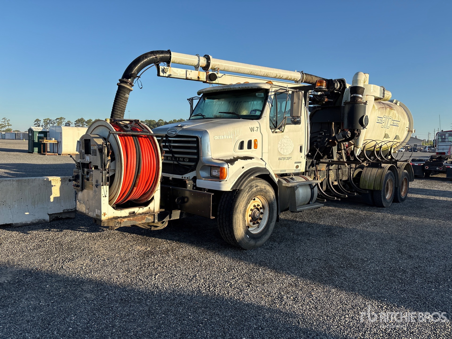 Photo of 2008 Sterling LT7500