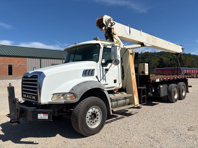 National 8100D 46000 lb Straight Boom on 2007 Mack CTP713B 6x4 Boom Truck National 8100D 46000 lb Straight Boom on 2007 Mack CTP713B 6x4 Boom Truck
