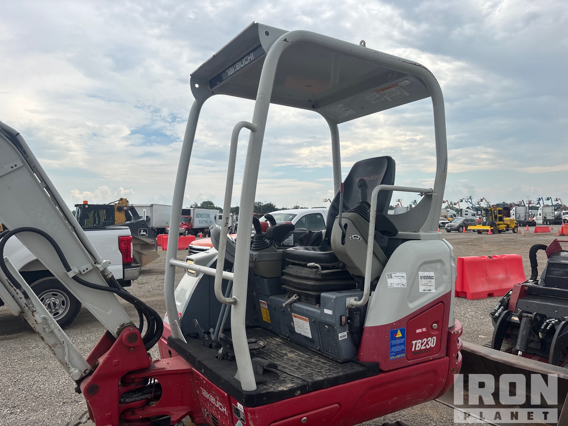 2019 Takeuchi TB230