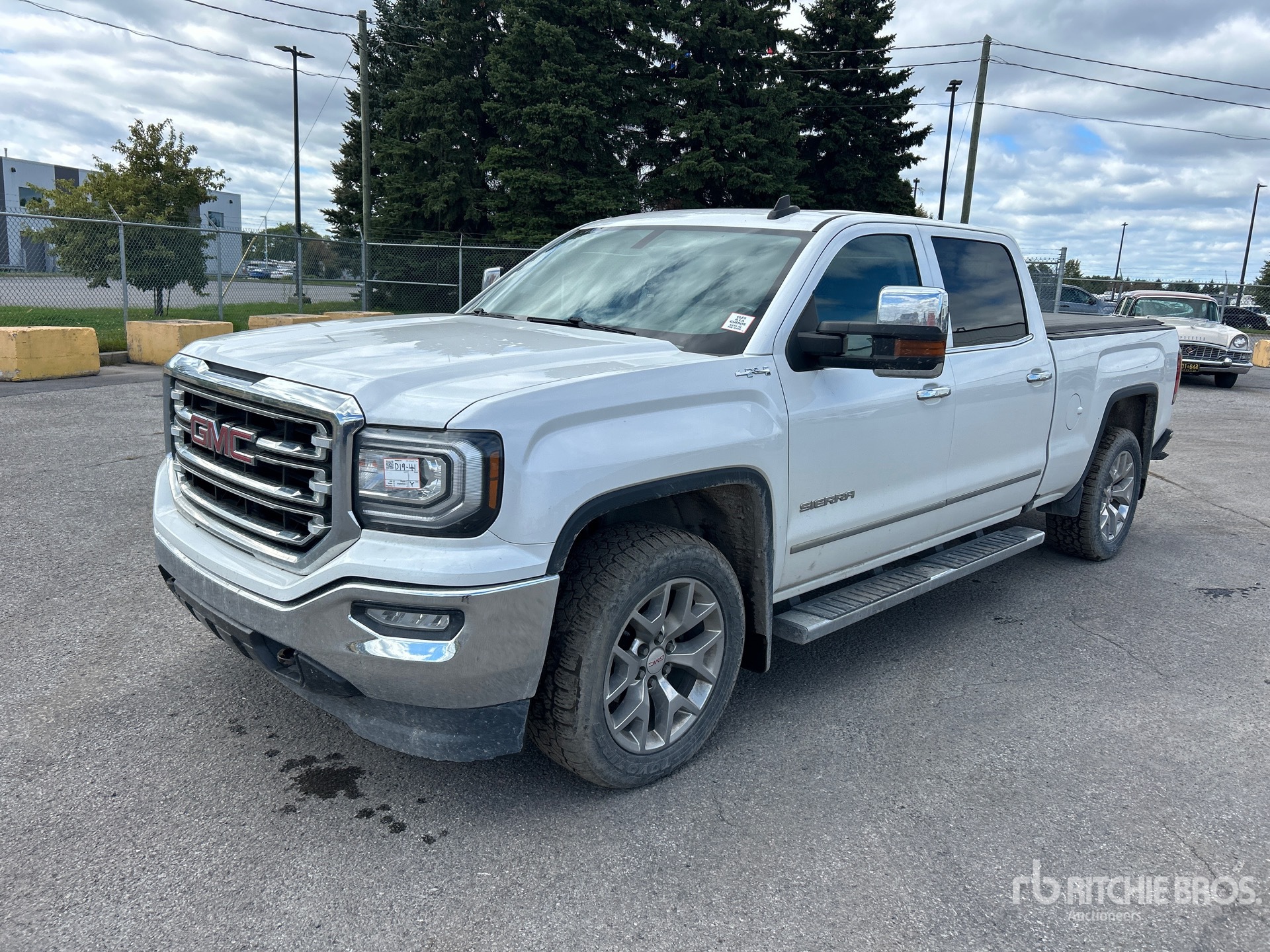2017 GMC SIERRA