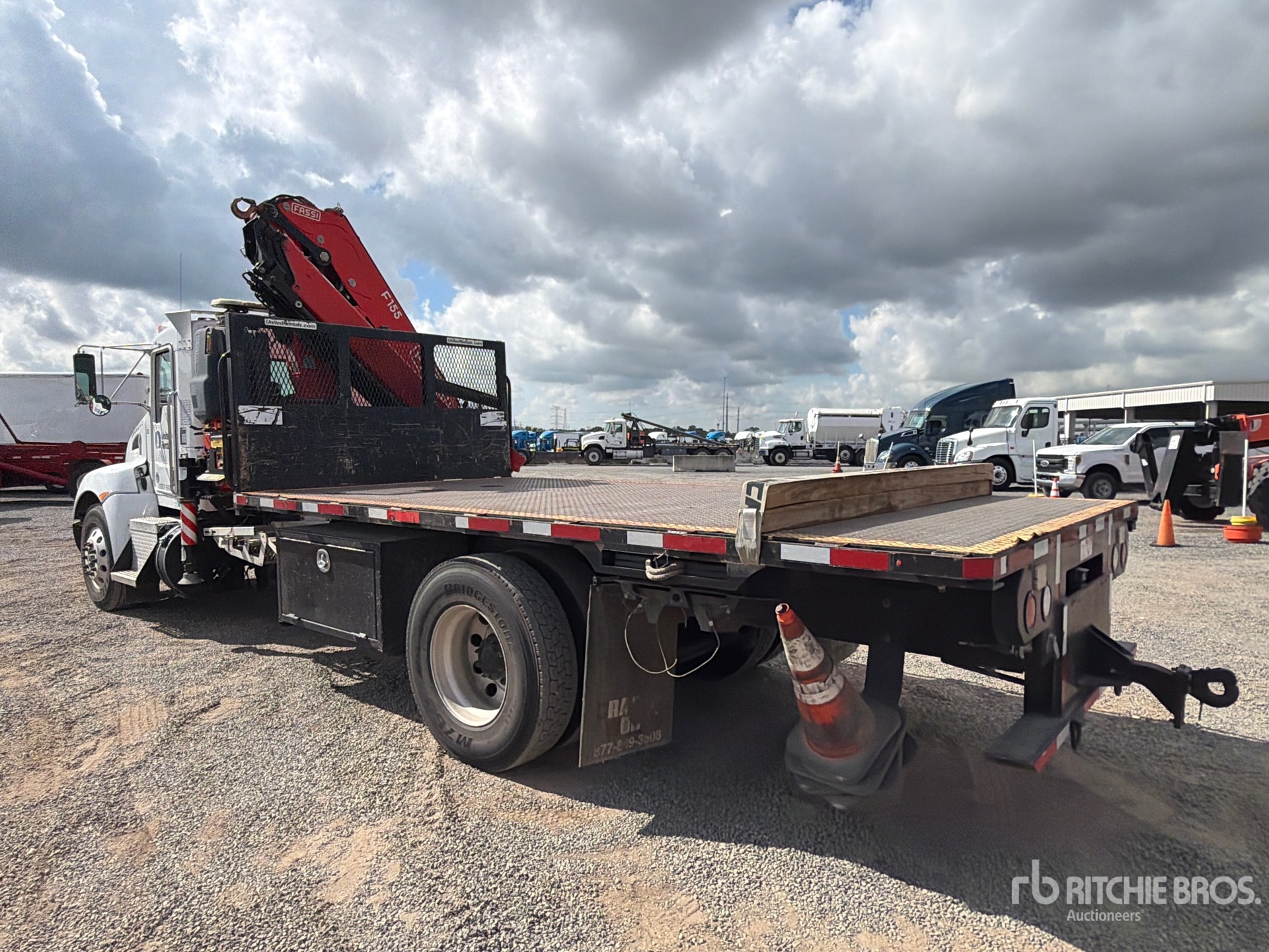 2019 Kenworth T370