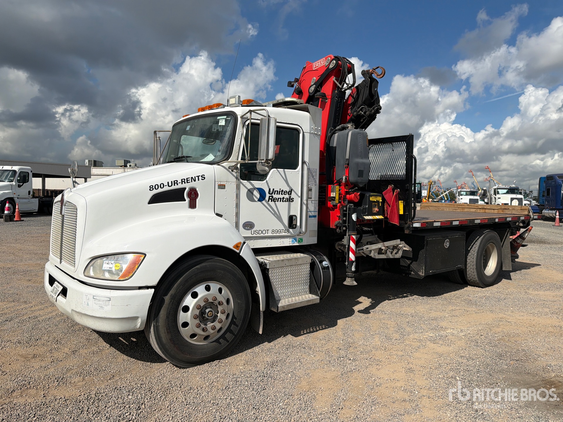 2019 Kenworth T370