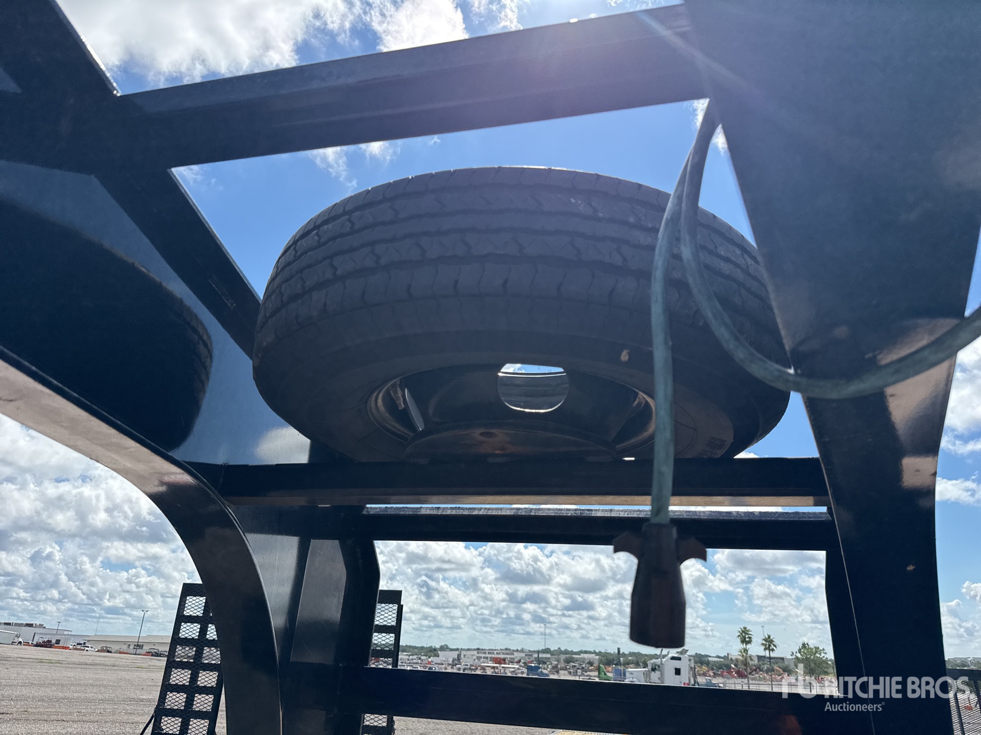 2025 Pj Trailers LD401