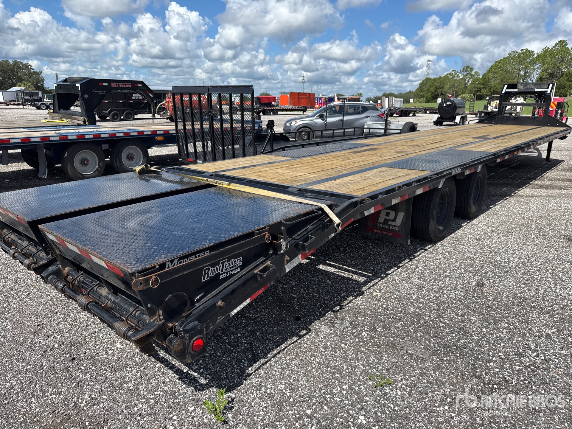 2025 Pj Trailers LD401