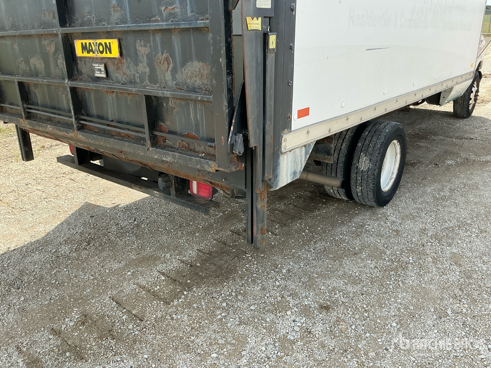 2002 Ford E350