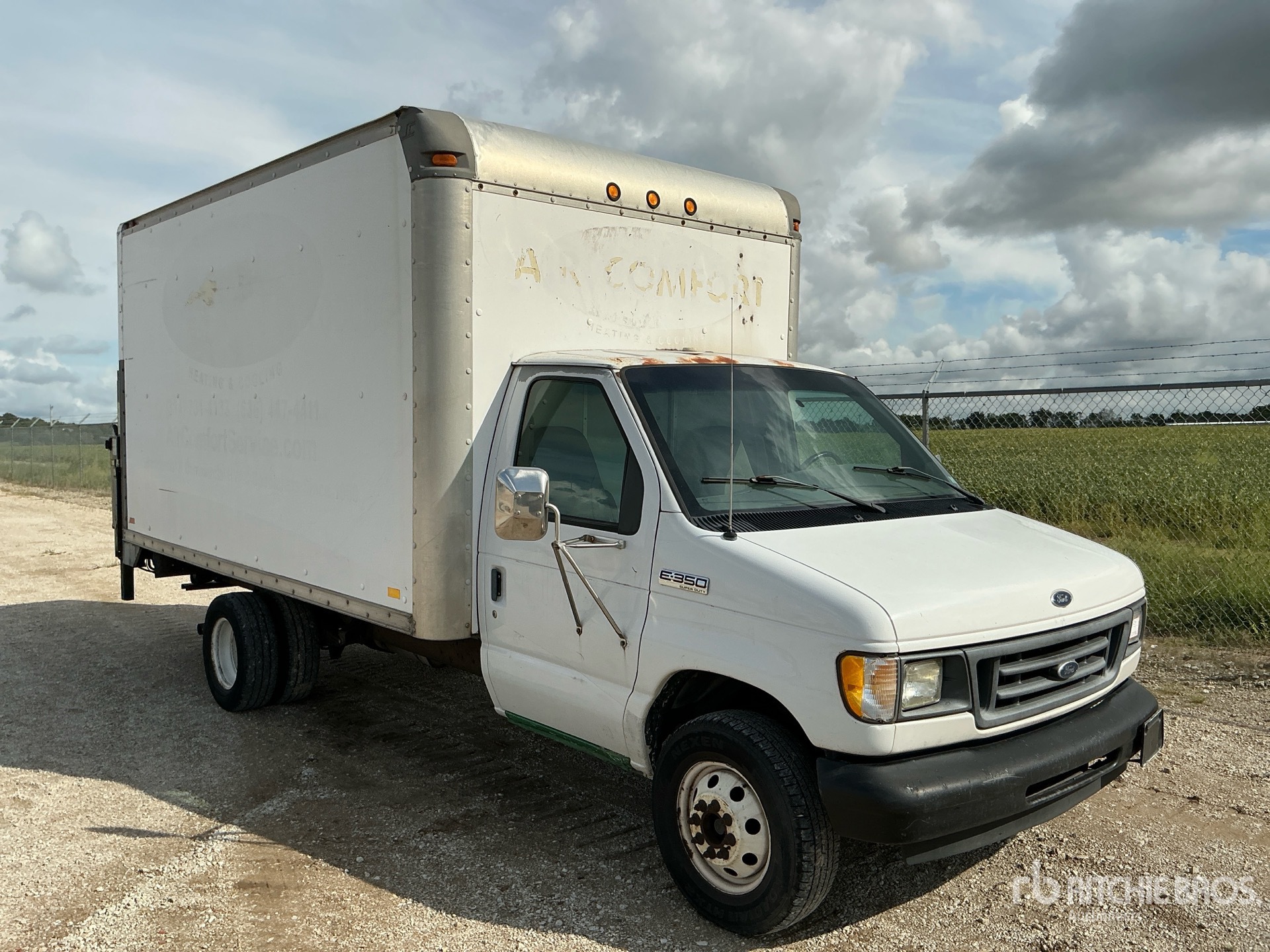 2002 Ford E350