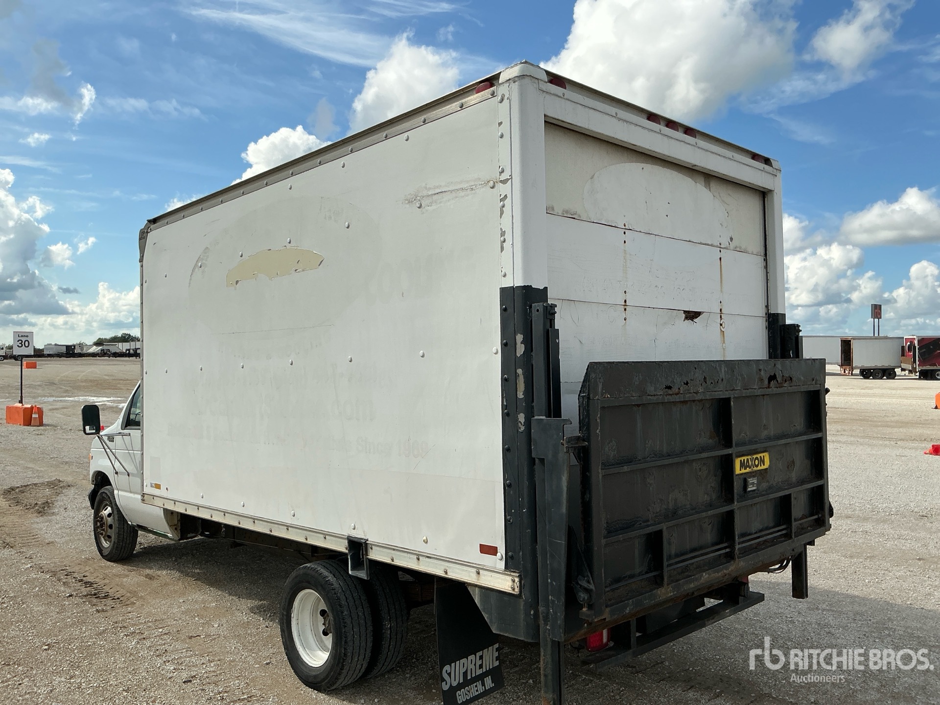 2002 Ford E350