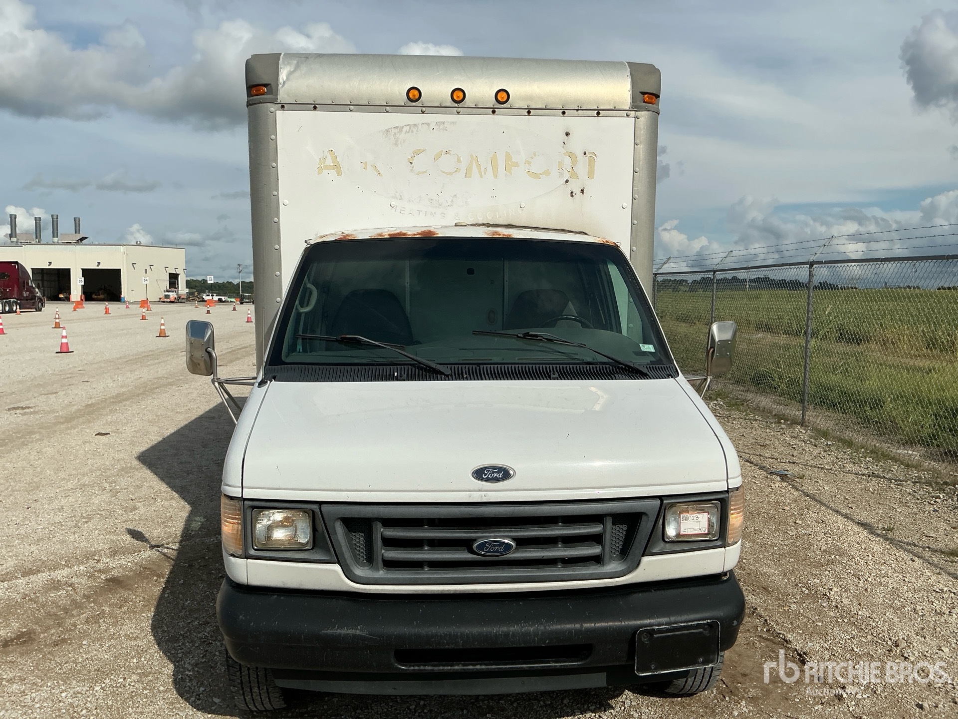 2002 Ford E350