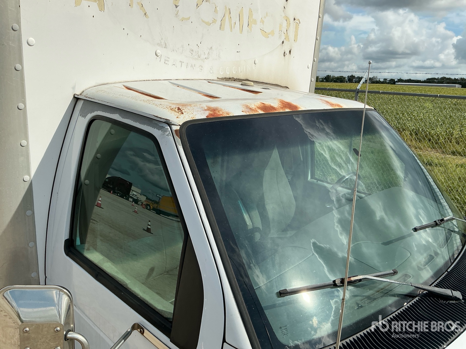 2002 Ford E350