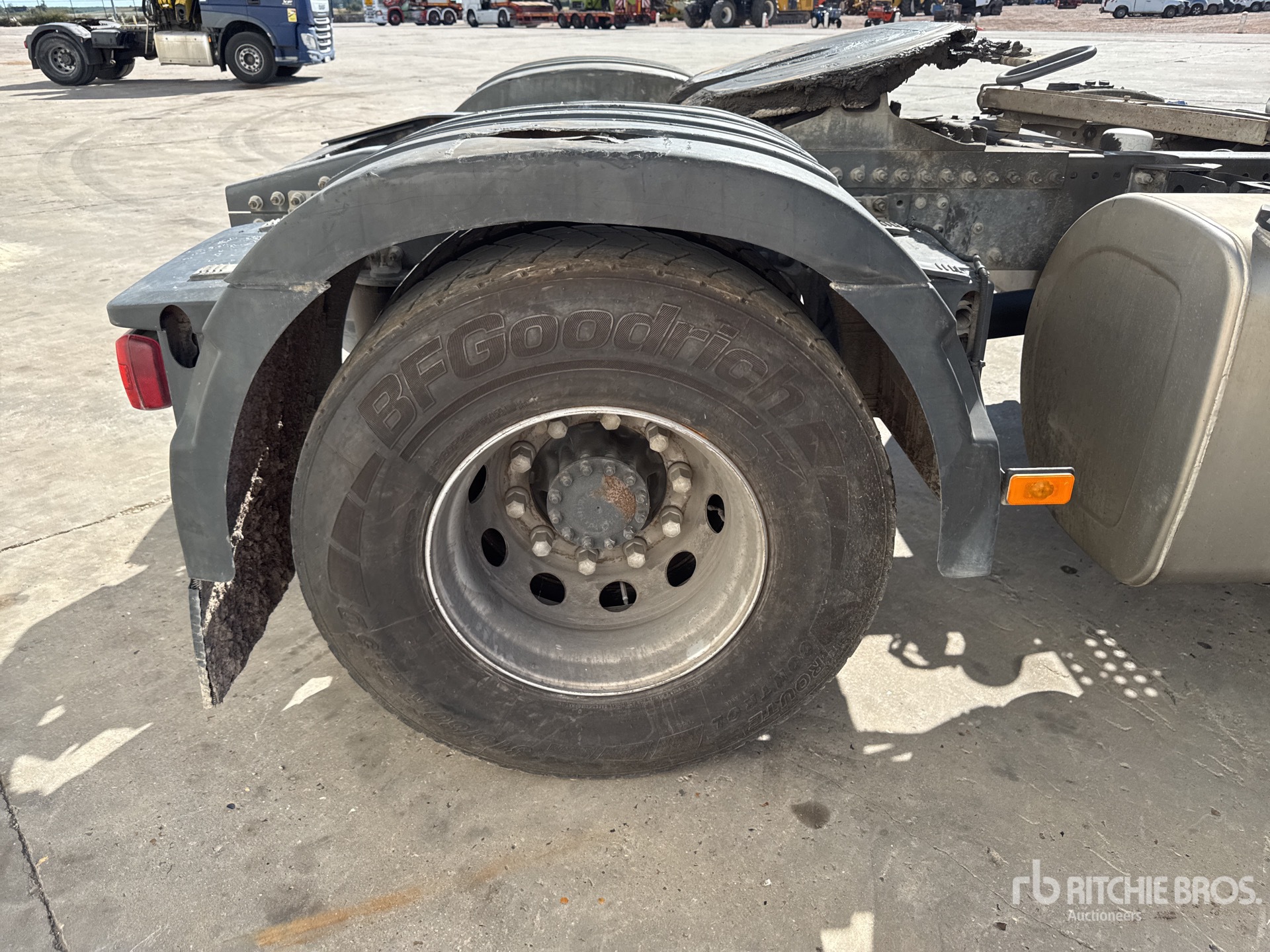 2016 Volvo FM
