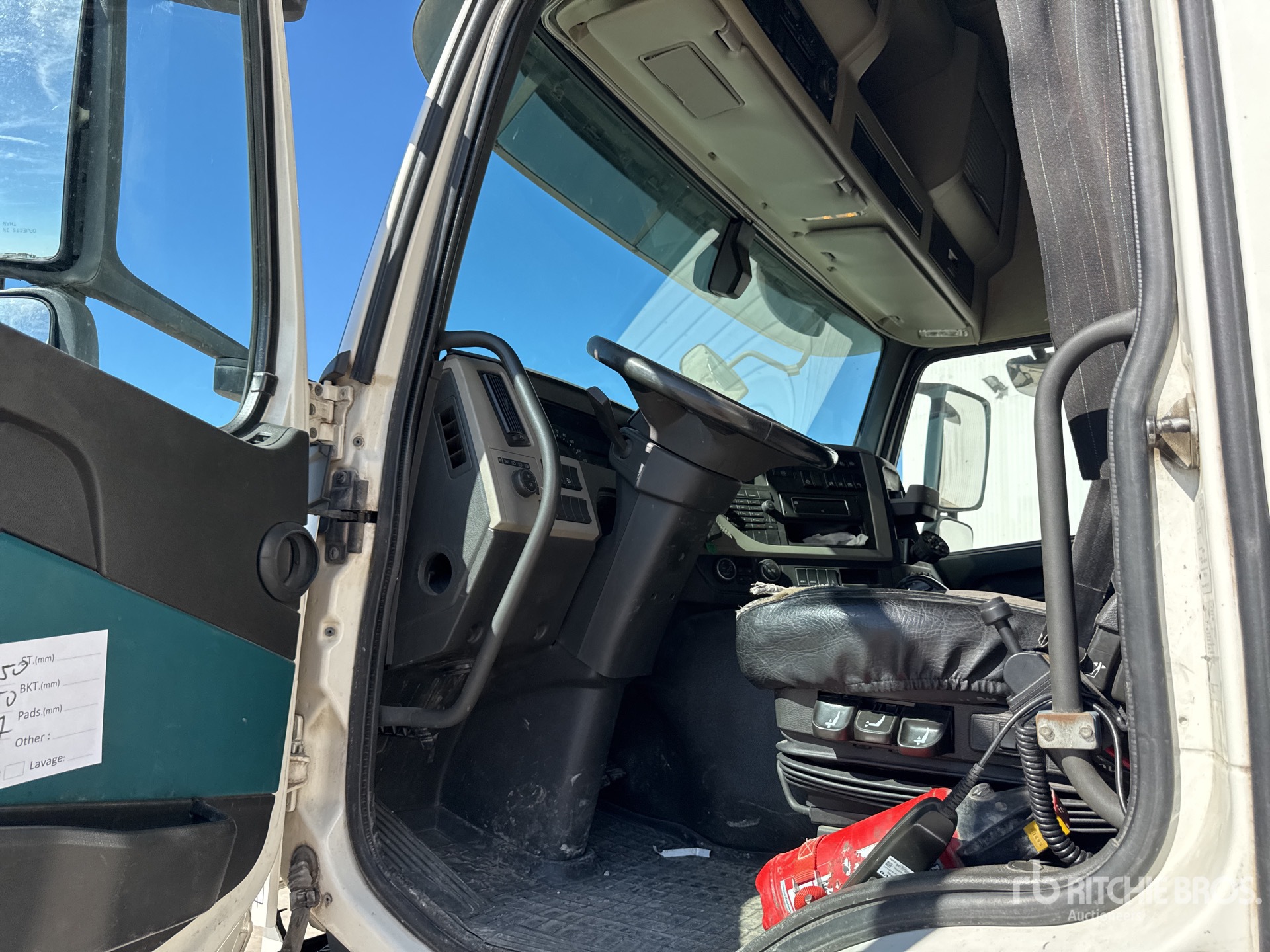 2016 Volvo FM