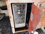 Poste de contrôle inférieur de base with