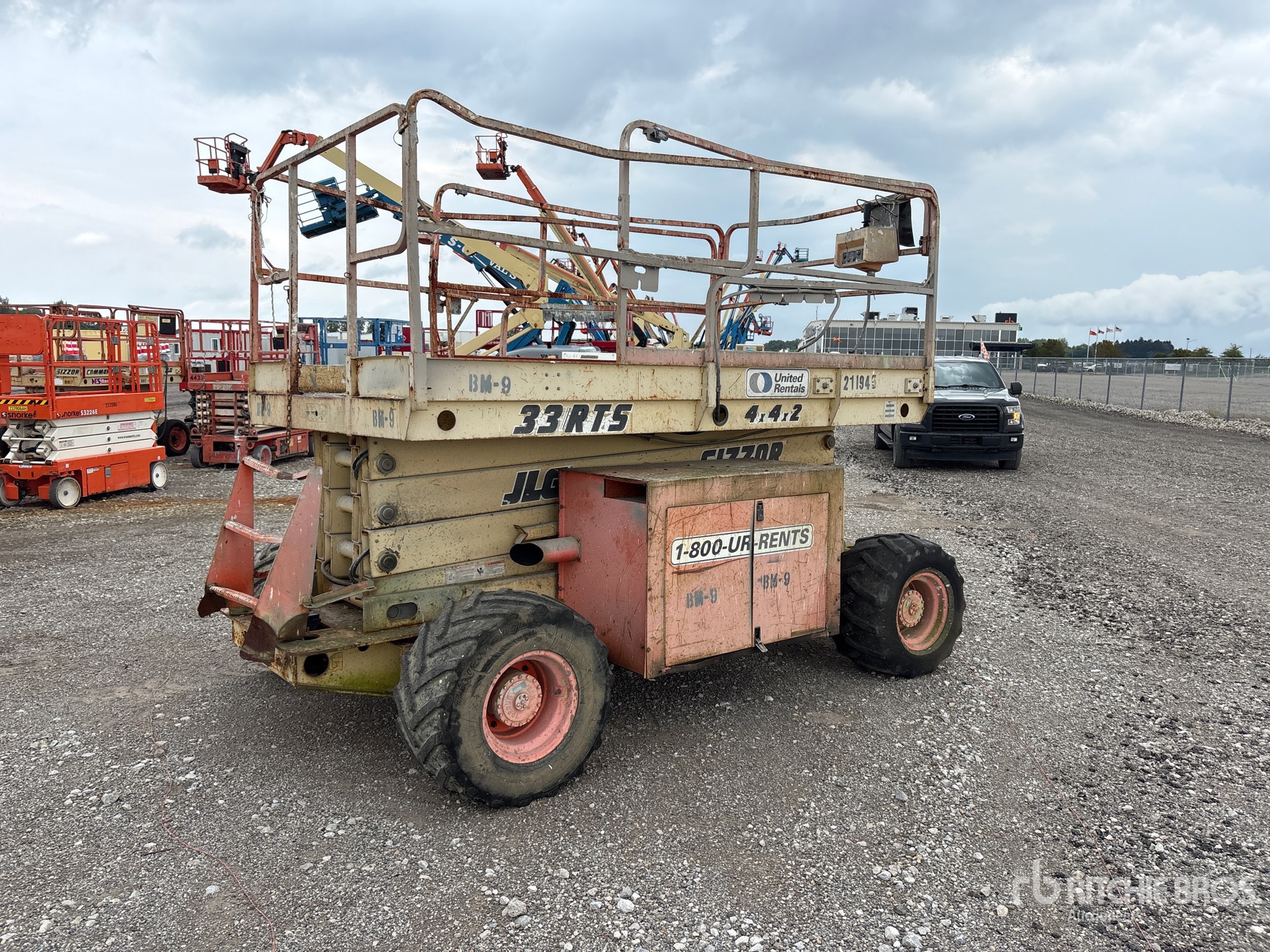 2000 JLG 33RTS