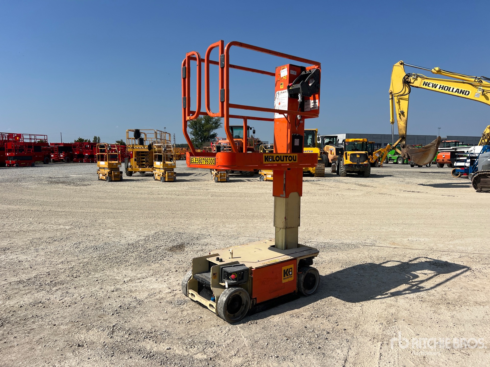 Photo of 2016 JLG 1230ES