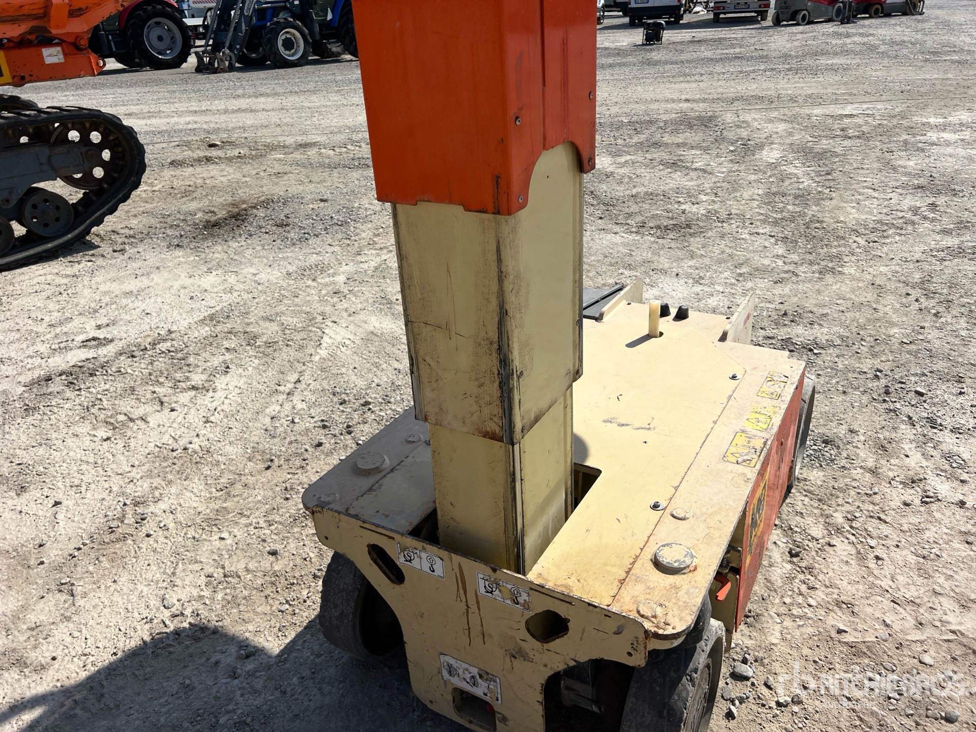2016 JLG 1230ES