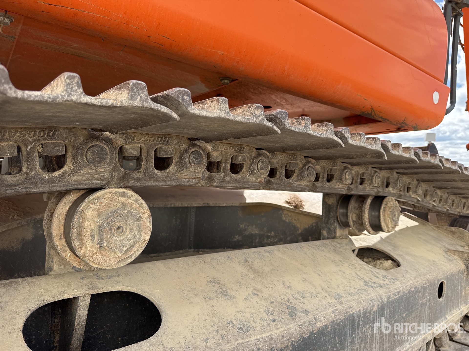 2016 Doosan DX225LC-3