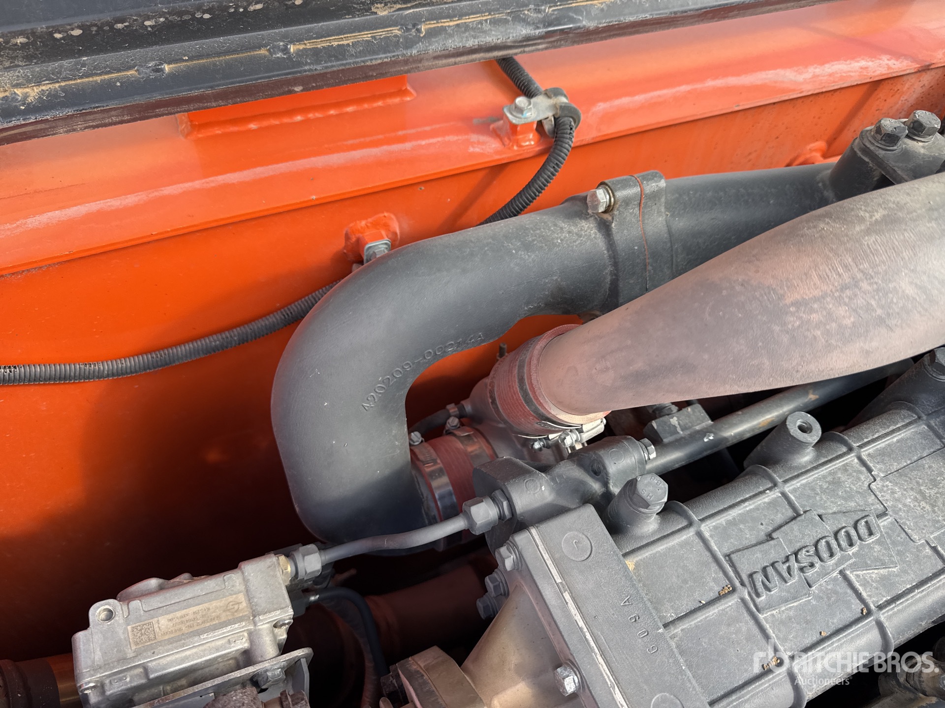 2016 Doosan DX225LC-3